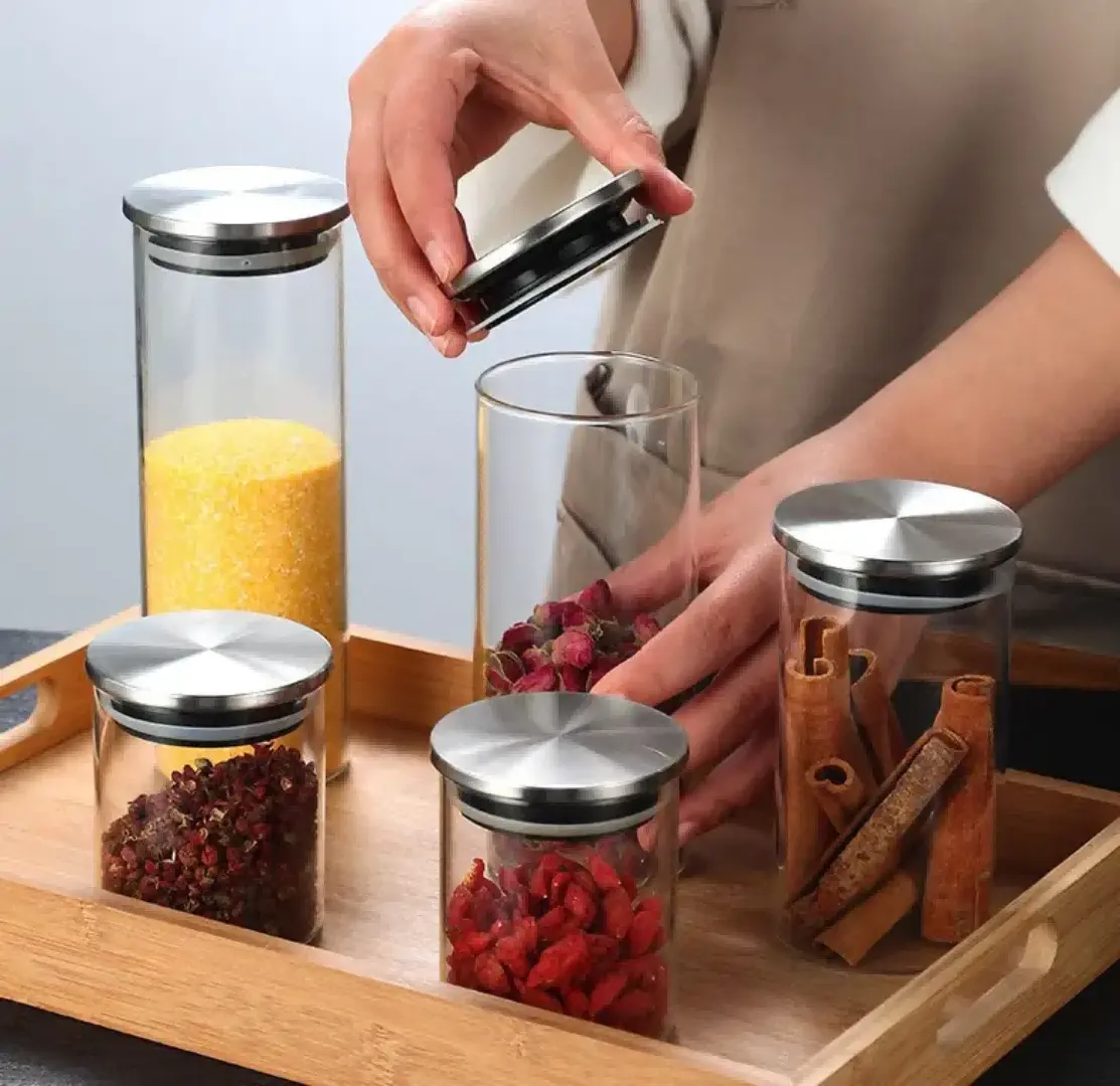 Stainless-steel lid, round glass jar